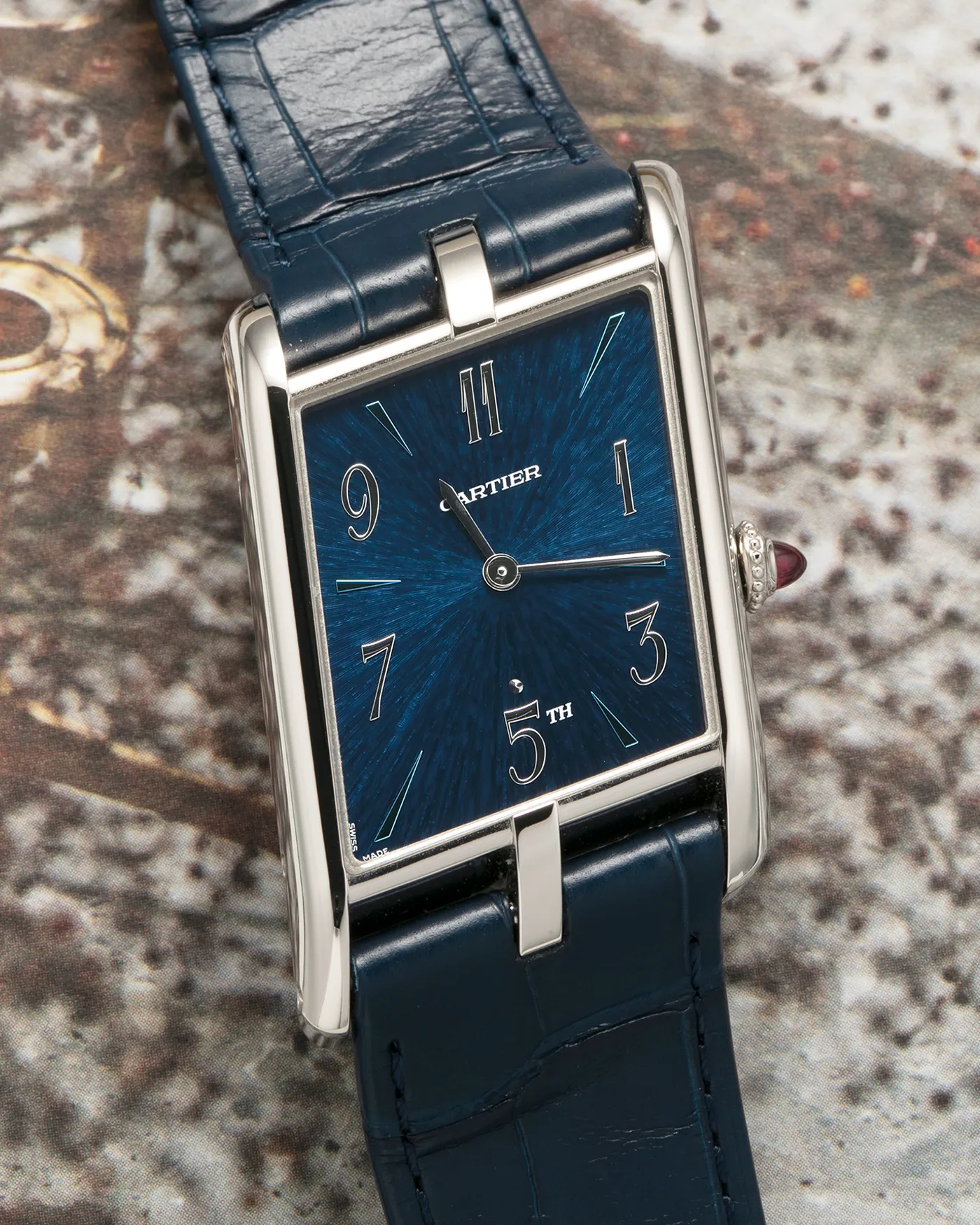 Cartier Tank Asymmetric/Asymetrique 5th Avenue New York Edition Platinum