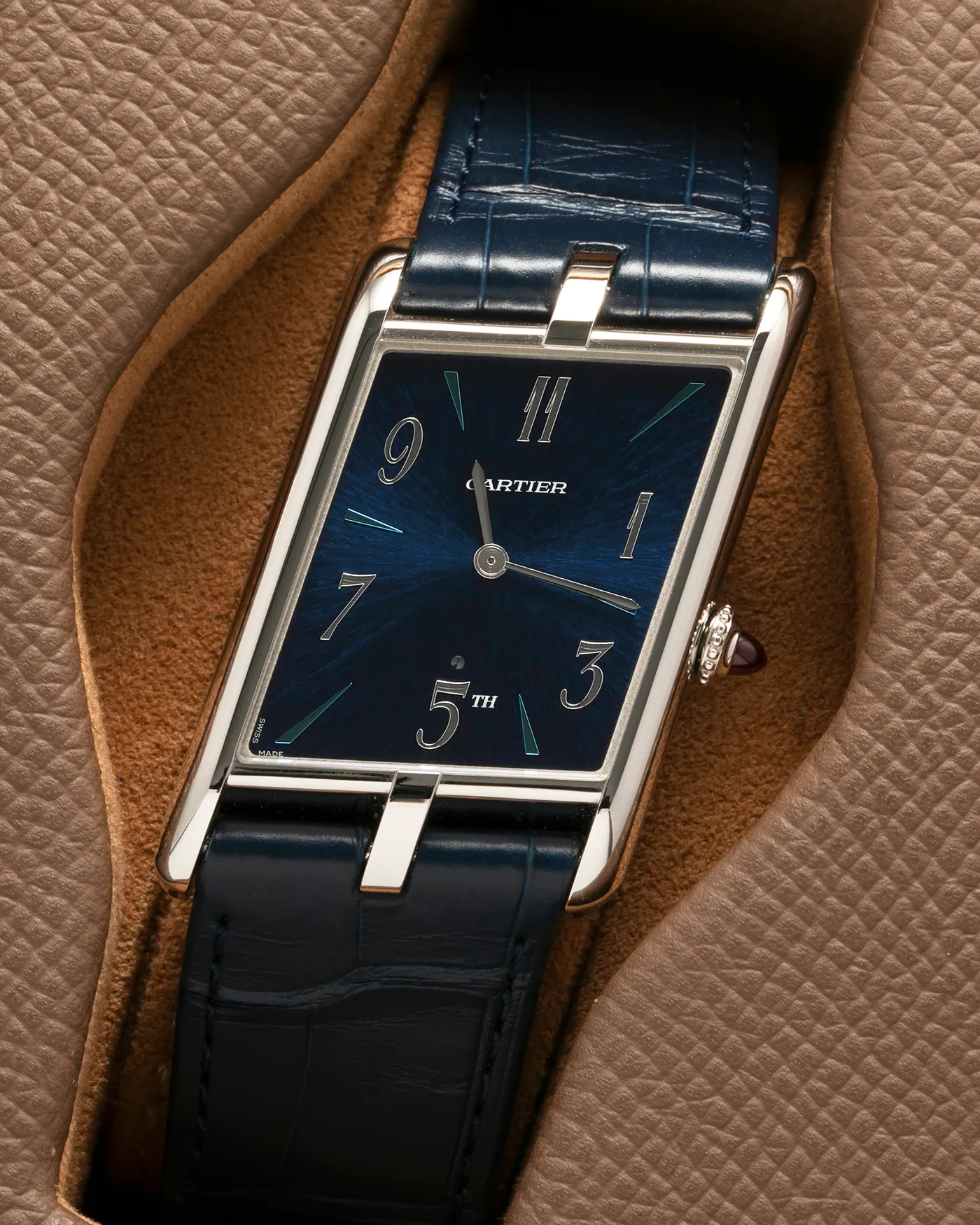 Cartier Tank Asymmetric/Asymetrique 5th Avenue New York Edition Platinum