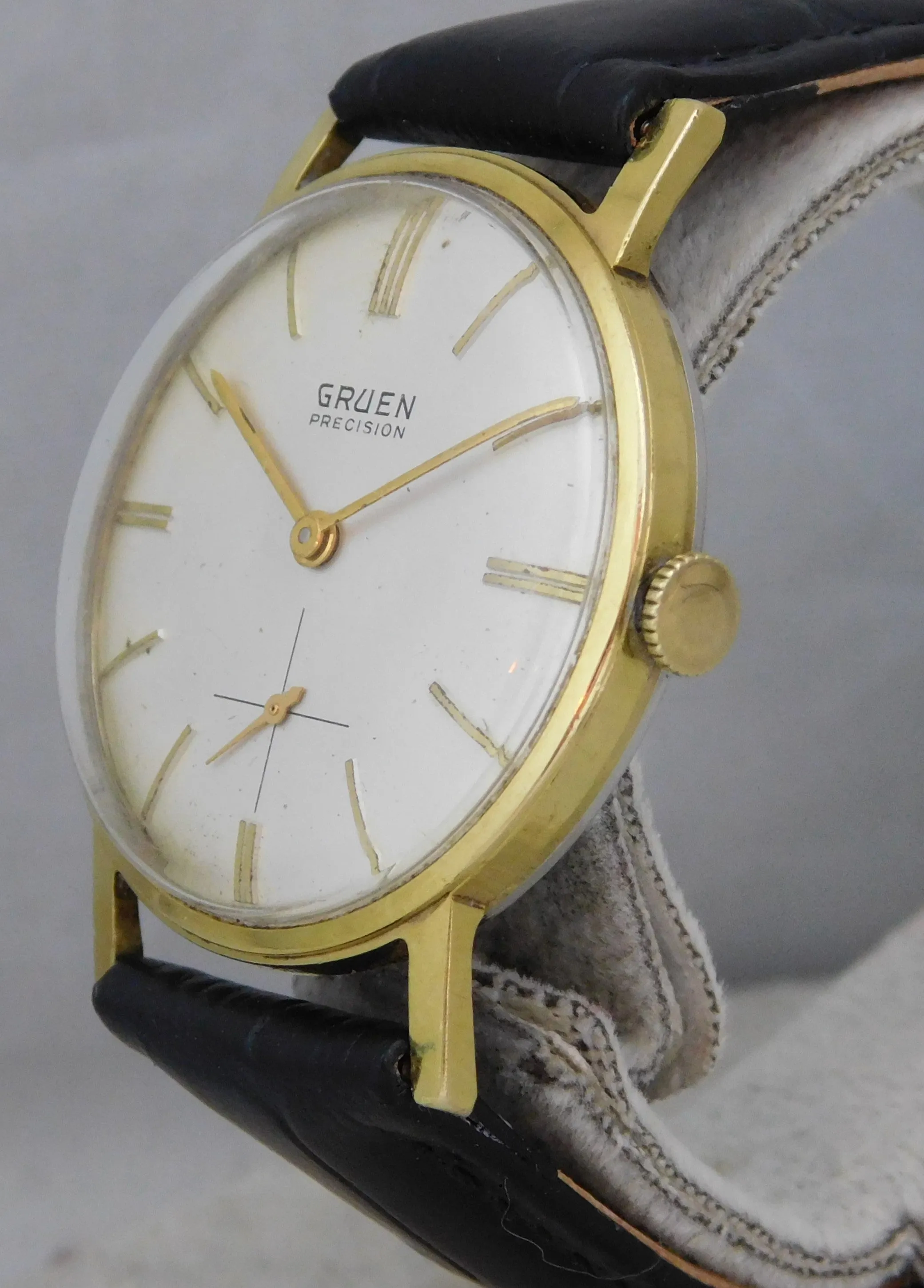 Gruen Precision 510 James Bond 007 Sean Connery Vintage 1960's Mens Watch....33mm