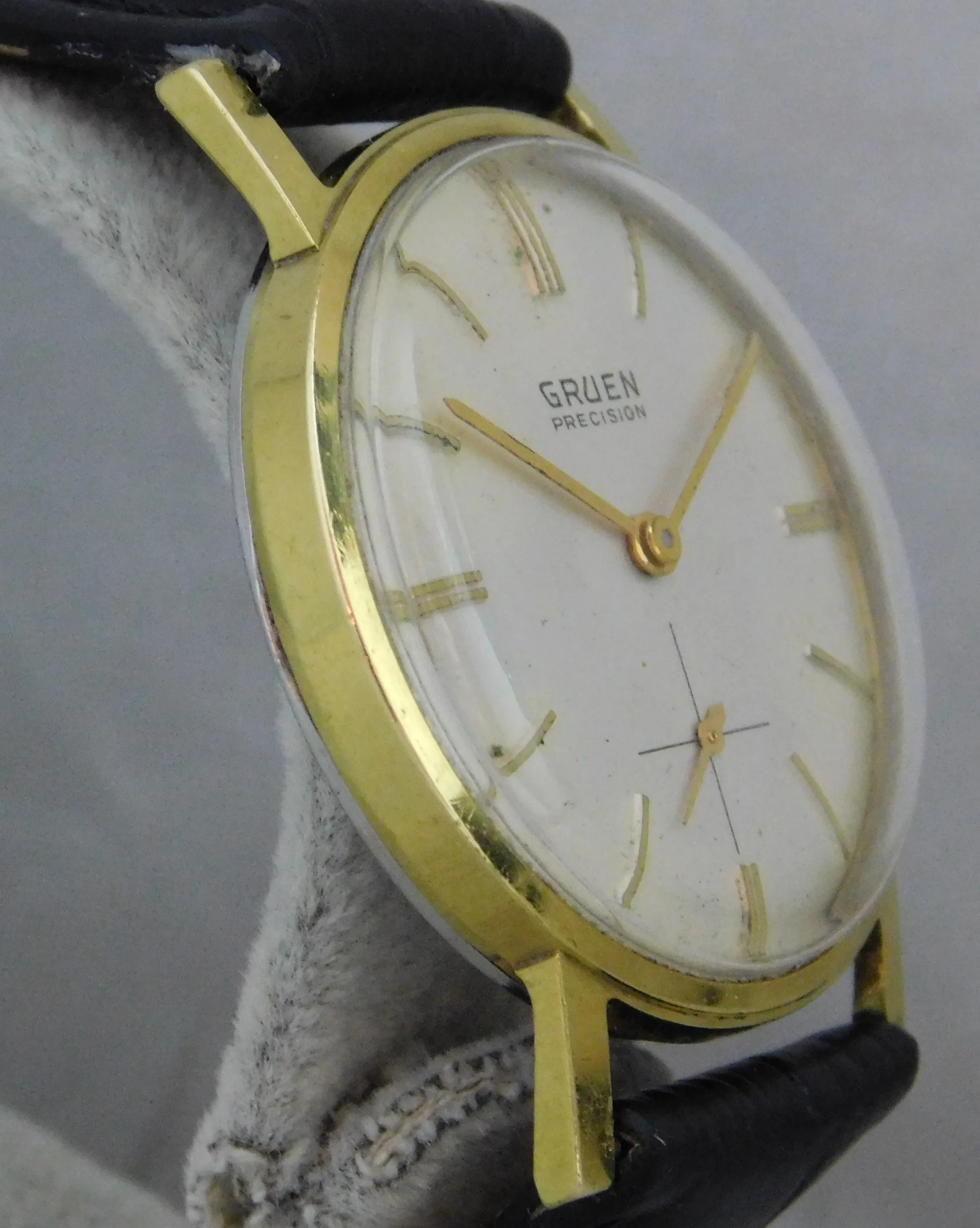 Gruen Precision 510 James Bond 007 Sean Connery Vintage 1960's Mens Watch....33mm