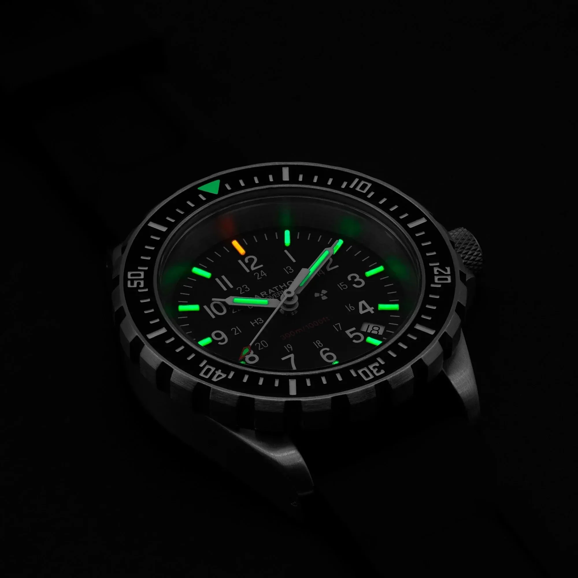 Marathon Large Diver's Quartz (TSAR) - 41mm US Government Marking Stainless Steel WW194007